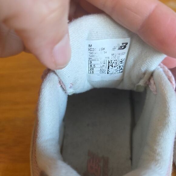 New Balance 2002R Girls Toddler Athletic Shoes 'Pink Sand' IC2002SK Sz 9C - Picture 8 of 10